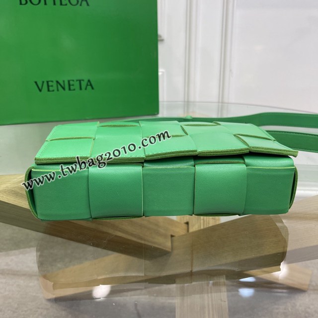 Bottega veneta高端女包 KF0017木薯 寶緹嘉新款放大編織斜挎包 BV經典款單肩斜挎編織女包  gxz1303